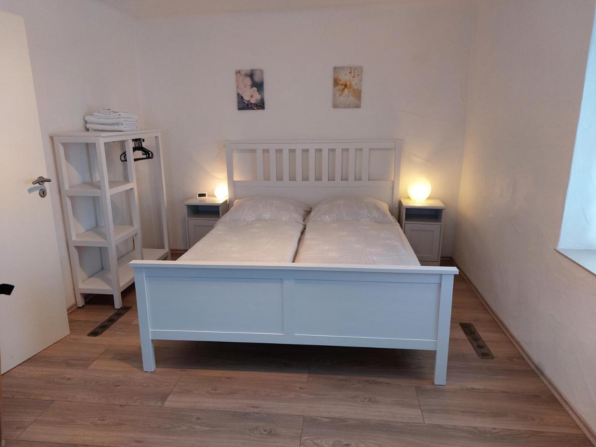 Ferienhaus Schwalbennest Apartamento Mettlach Exterior foto